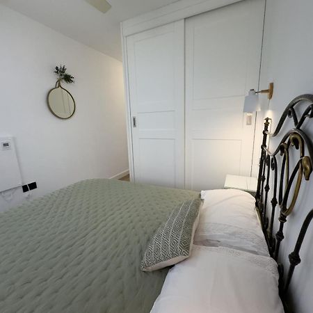 La Tortuga I, Encantador Apartamento Con Garaje En Primera Linea De Playa 塔里法 外观 照片
