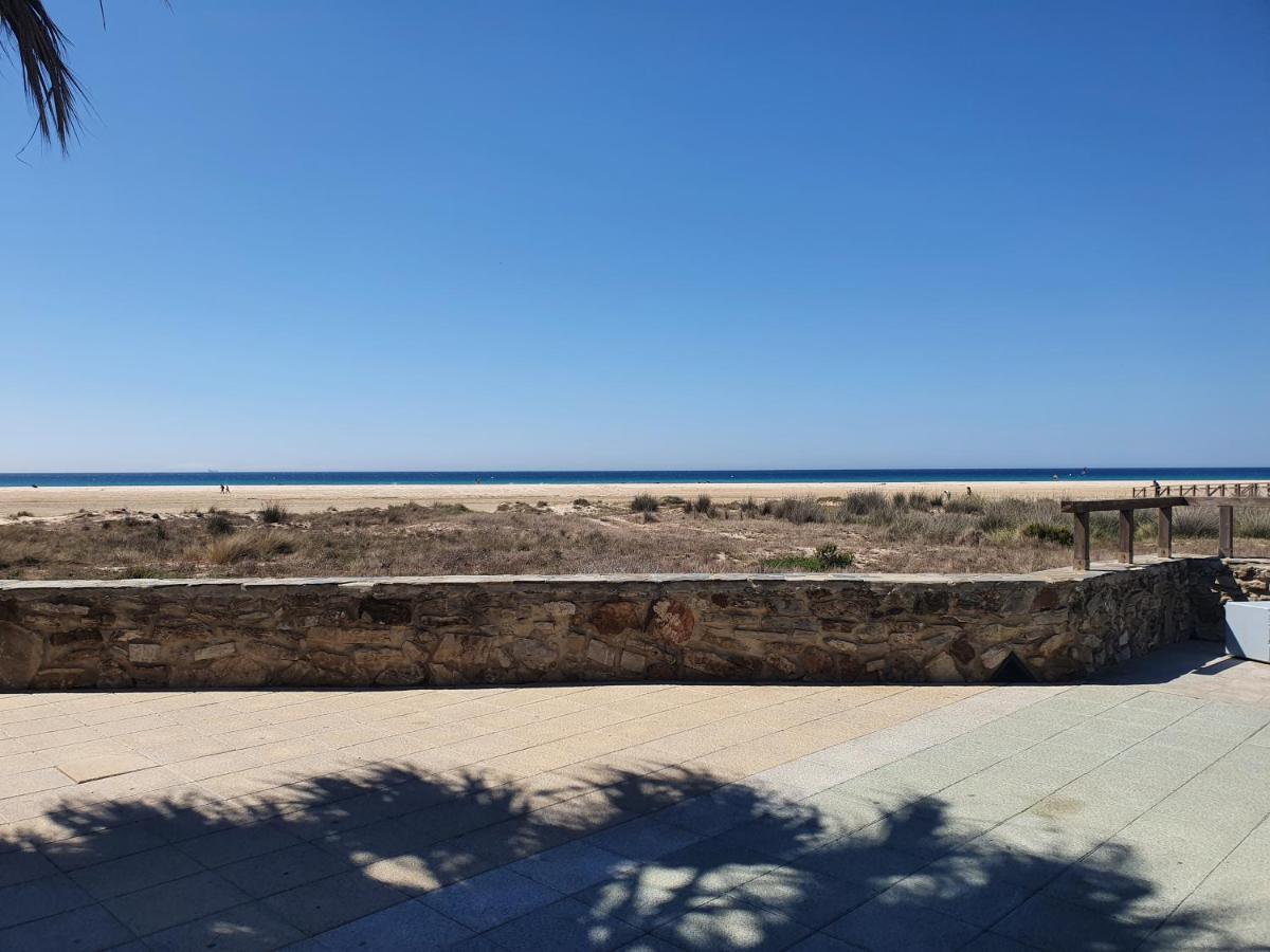 La Tortuga I, Encantador Apartamento Con Garaje En Primera Linea De Playa 塔里法 外观 照片