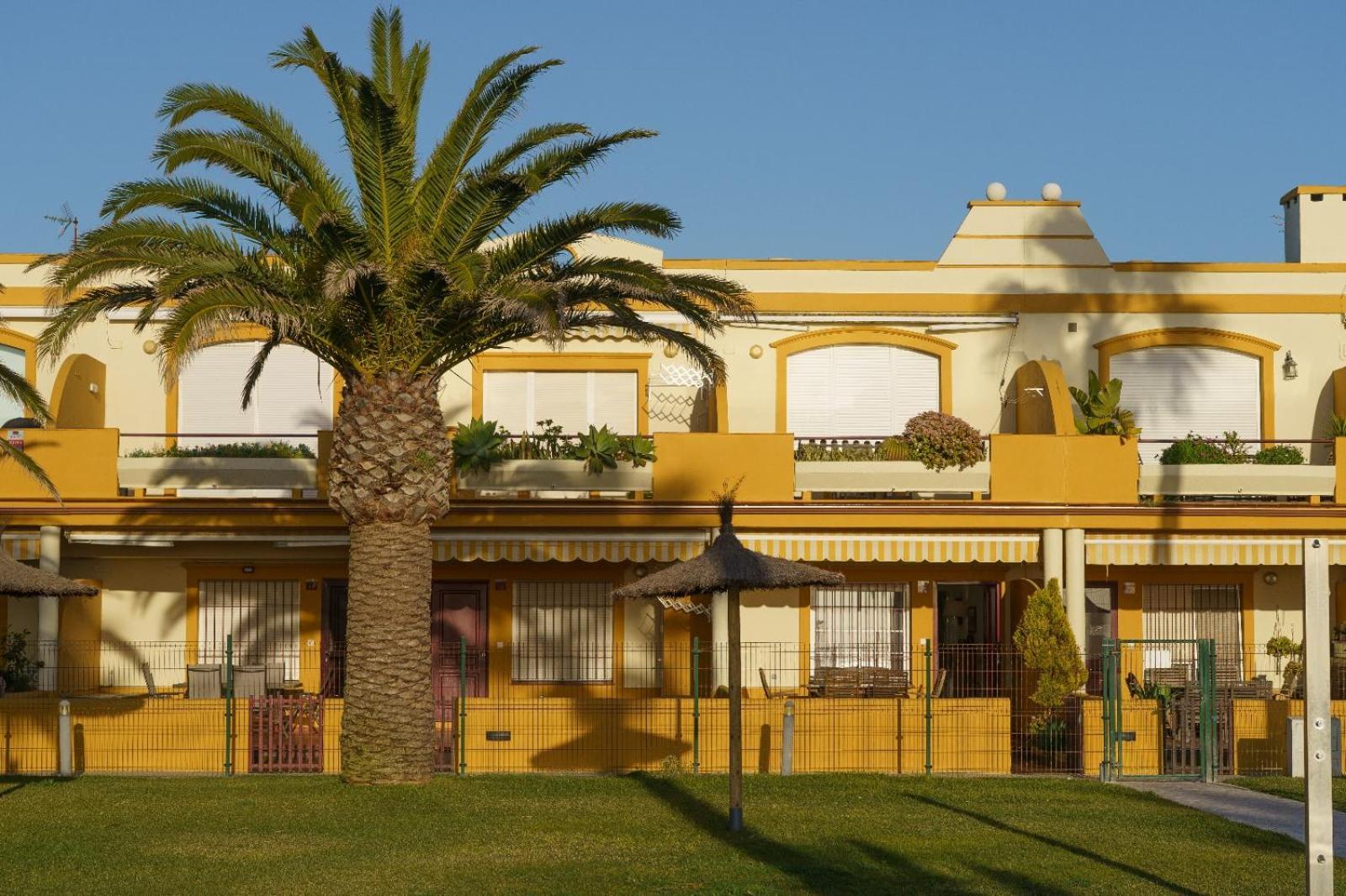 La Tortuga I, Encantador Apartamento Con Garaje En Primera Linea De Playa 塔里法 外观 照片